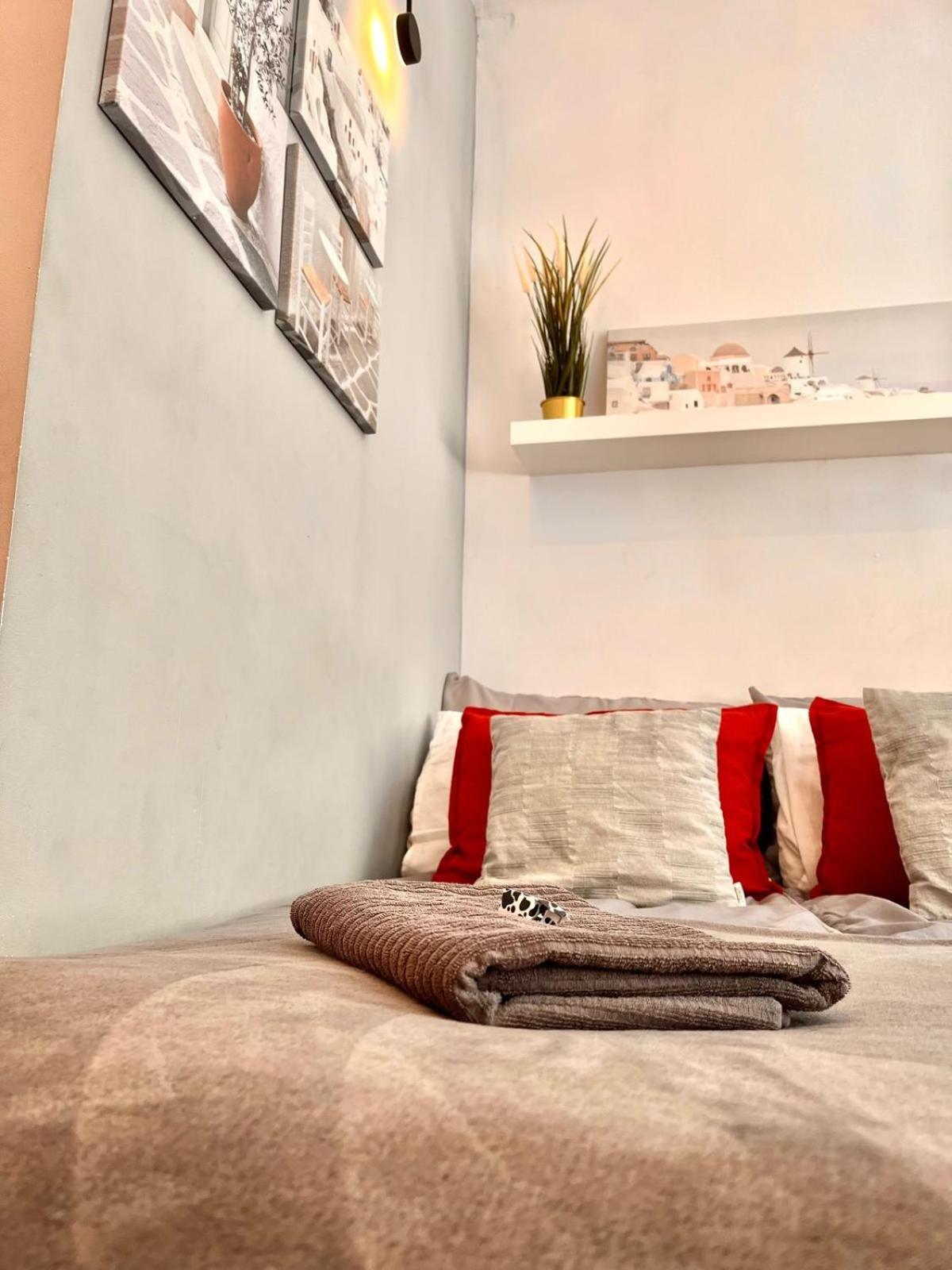 Butas Special 1 Bed Center *